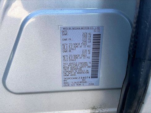 Used 2022 Nissan Pathfinder SL image 3