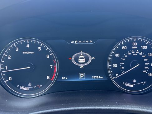 Used 2016 Hyundai Genesis 3.8 w/ Option Group 03 image 10