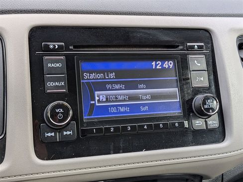 Used 2016 Honda HR-V LX image 16