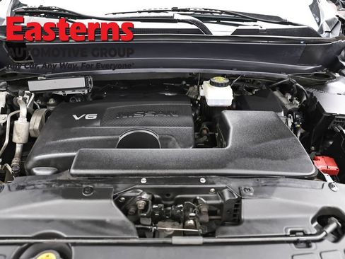 Used 2020 Nissan Pathfinder SL AWD/4WD image 7