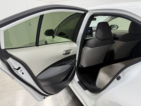 Used 2022 Toyota Corolla LE w/ Carpet Mat Package (TMS) image 49