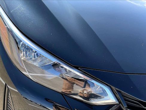 Used 2024 Nissan Sentra SV image 28