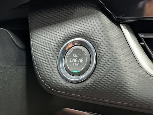 New 2027 Chevrolet Equinox LT FWD image 20