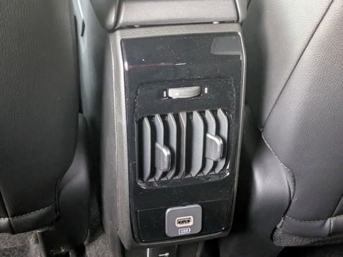 New 2026 Jeep Compass Limited image 24