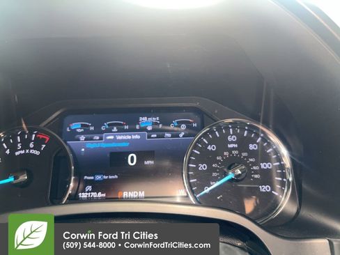 Used 2019 Ford Expedition Limited w/ Equipment Group 301A AWD/4WD image 3