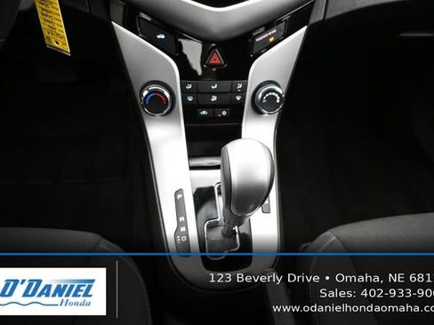 Used 2016 Chevrolet Cruze LT FWD image 31