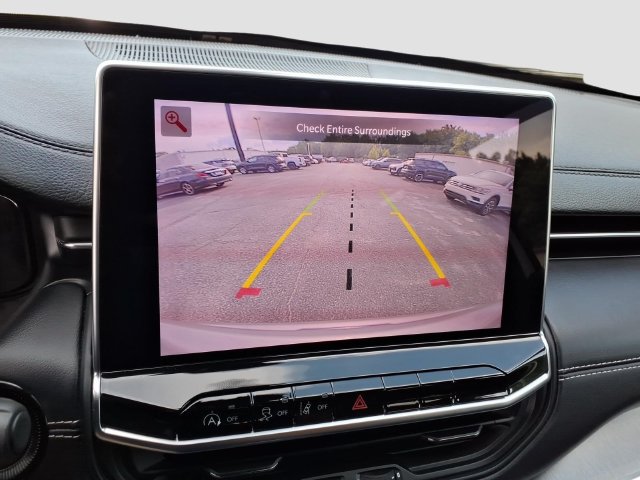 Used 2022 Jeep Compass High Altitude AWD/4WD image 22