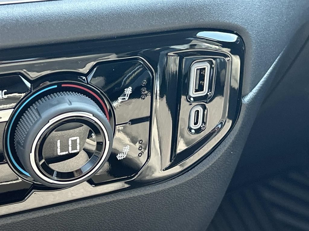 New 2026 Chevrolet Silverado 1500 RST AWD/4WD image 21
