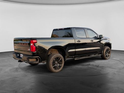 Used 2024 Chevrolet Silverado 1500 RST w/ Z71 Off-Road Package AWD/4WD image 9