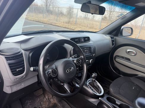Used 2018 Kia Soul image 11