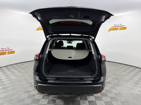 New 2026 Nissan Rogue SV FWD image 5