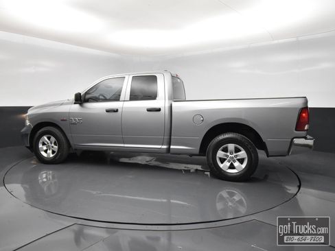 Used 2022 RAM 1500 Tradesman w/ Chrome Plus Package RWD image 3