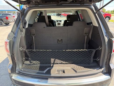 Used 2016 GMC Acadia SLE FWD image 8
