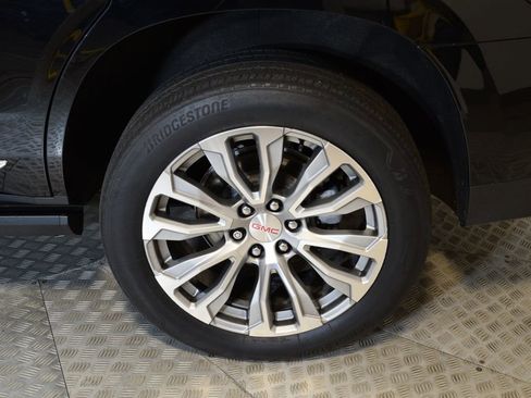 Used 2023 GMC Yukon Denali AWD/4WD image 38
