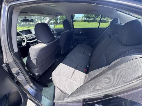 Used 2015 Honda Accord LX image 14