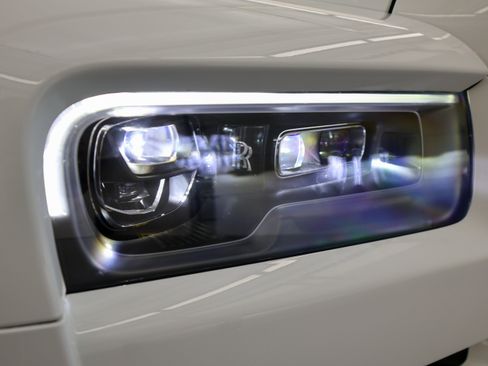 Used 2023 Rolls-Royce Cullinan image 59