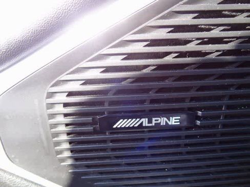 Used 2024 Jeep Wagoneer L Series II w/ Flexible Seating Group image 10