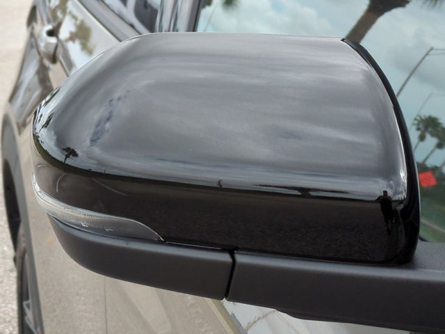 New 2026 Ford Explorer ST-Line w/ ST-Line Street Pack RWD image 12