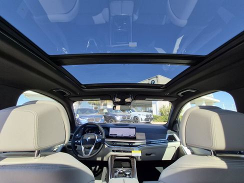 New 2026 BMW X5 xDrive40i w/ Climate Comfort Package image 35