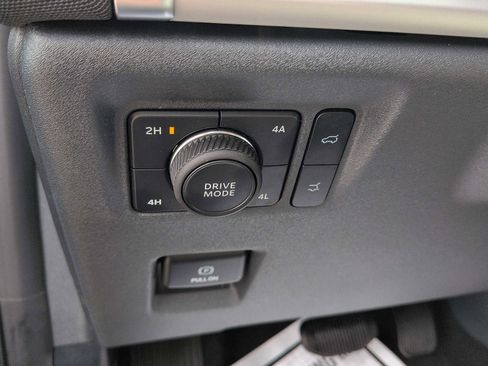 New 2026 Ford Expedition Active AWD/4WD image 17
