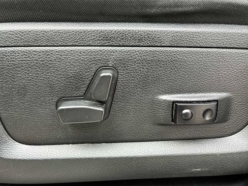 Used 2022 RAM 3500 Limited AWD/4WD image 14
