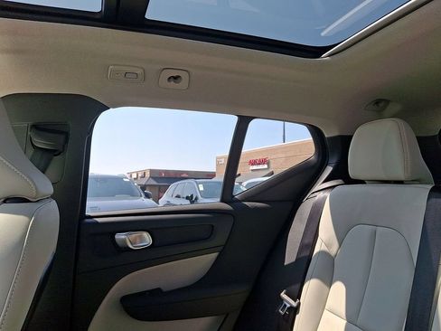 Certified 2026 Volvo XC40 B5 Plus AWD/4WD image 12