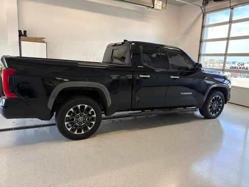 Used 2022 Toyota Tundra Limited w/ Power Package AWD/4WD image 9