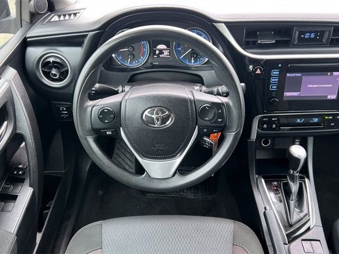 Certified 2018 Toyota Corolla LE image 16
