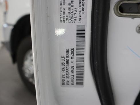 Used 2024 RAM 3500 Tradesman w/ Chrome Appearance Group AWD/4WD image 61