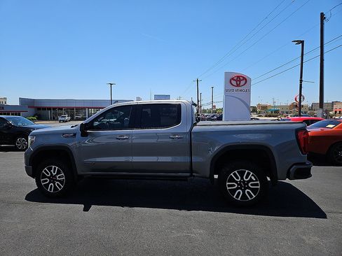 Used 2021 GMC Sierra 1500 AT4 AWD/4WD image 2