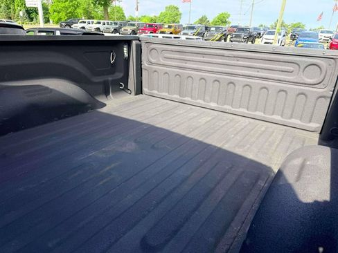 Used 2025 RAM 2500 Big Horn AWD/4WD image 9
