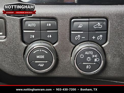 Used 2024 Chevrolet Silverado 3500 LT w/ Convenience Package AWD/4WD image 16