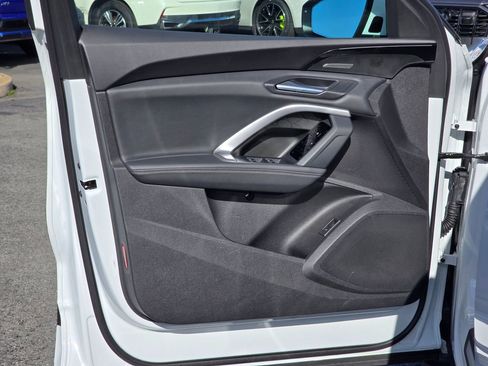 Certified 2025 Audi Q5 Premium Plus w/ Premium Plus image 18