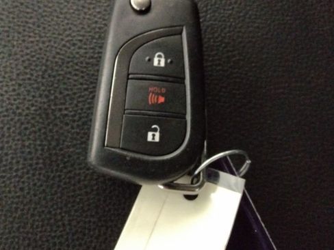 Used 2024 Toyota RAV4 LE image 38