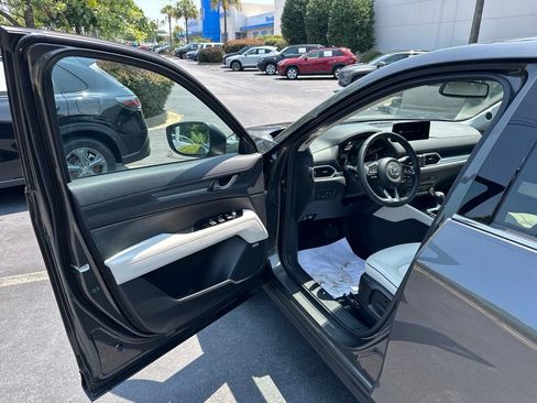 Used 2025 MAZDA CX-5 AWD 2.5 S w/ Premium Plus Pkg image 19