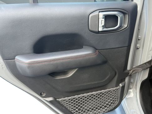 Used 2018 Jeep Wrangler Unlimited Rubicon image 28