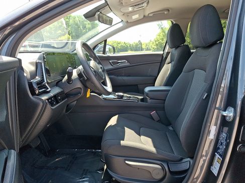 Certified 2023 Kia Sportage LX AWD/4WD image 13