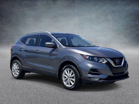 Used 2022 Nissan Rogue Sport SV FWD image 1