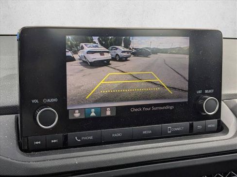 Used 2023 Honda Accord EX image 13