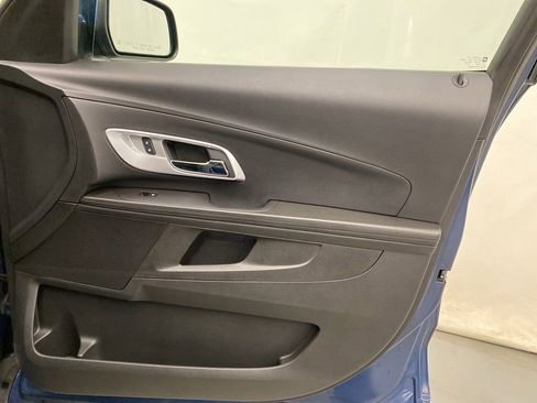 Used 2016 Chevrolet Equinox LT w/ Convenience Package image 11