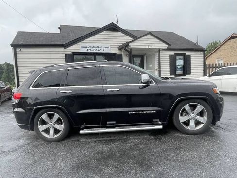 Used 2014 Jeep Grand Cherokee Overland w/ Advanced Technology Group AWD/4WD image 9