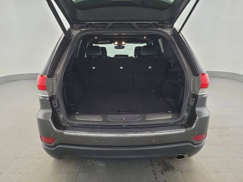 Used 2018 Jeep Grand Cherokee Limited image 29