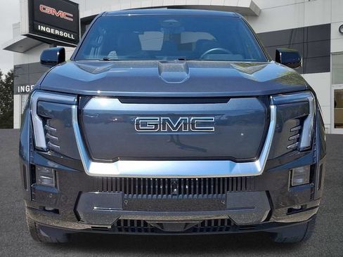 Used 2025 GMC Sierra EV Denali AWD/4WD image 22