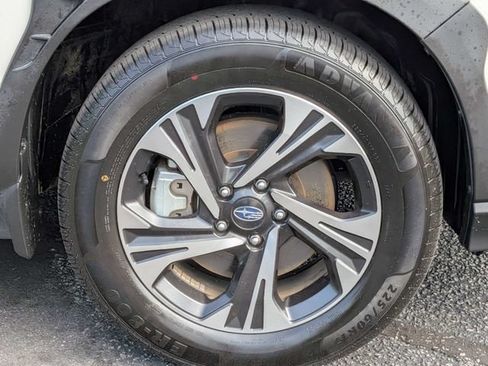 Used 2024 Subaru Crosstrek 2.0i Premium AWD/4WD image 12
