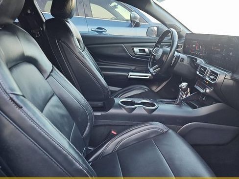 Used 2024 Ford Mustang GT Premium image 3