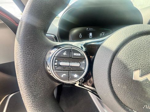 Used 2023 Kia Soul S FWD image 37