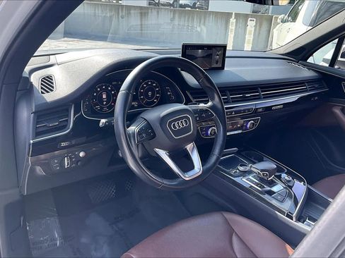 Used 2018 Audi Q7 3.0T Prestige w/ Prestige Package AWD/4WD image 18