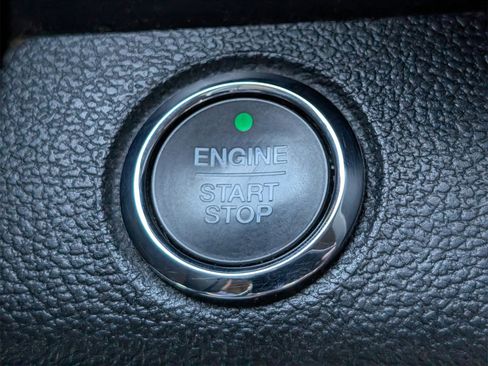 Used 2019 Ford F150 Platinum w/ Equipment Group 701A Luxury image 27