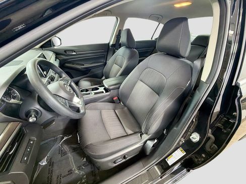 Used 2024 Nissan Altima 2.5 SV FWD image 20