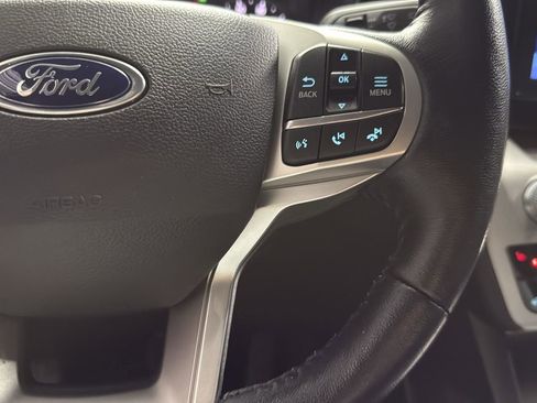 Used 2022 Ford Explorer XLT w/ Equipment Group 202A image 15